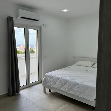 Holidays 度假居 特罗佩阿